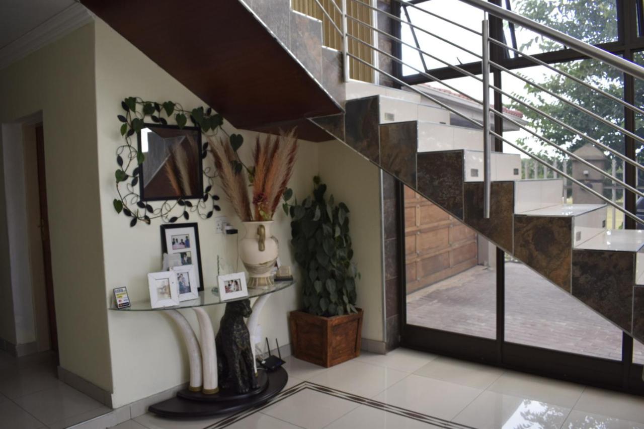 Lalela House Apartman Johannesburg Kültér fotó