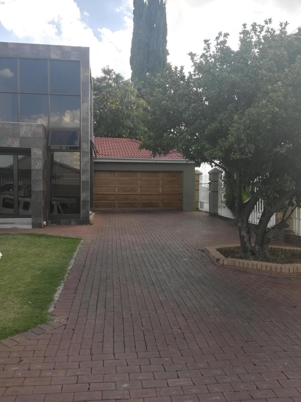 Lalela House Apartman Johannesburg Kültér fotó